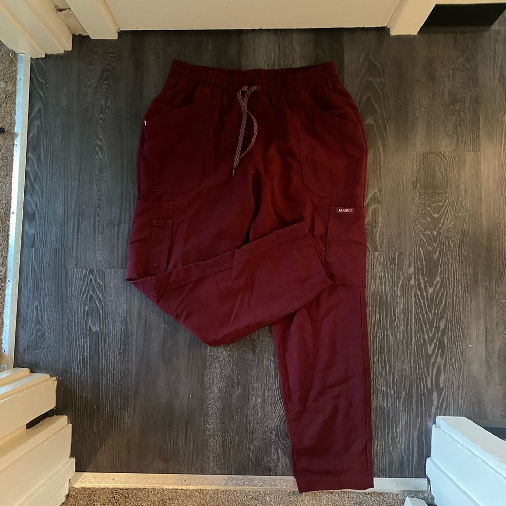 Jaanu 7 pocket boot cut scrub pants